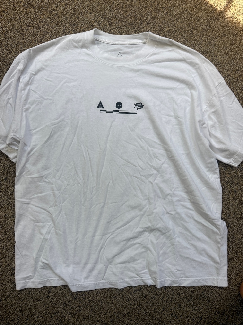 Men's White Graphic Crewneck T‑Shirt
Sig in Smith / Sig Zane Rare XXL